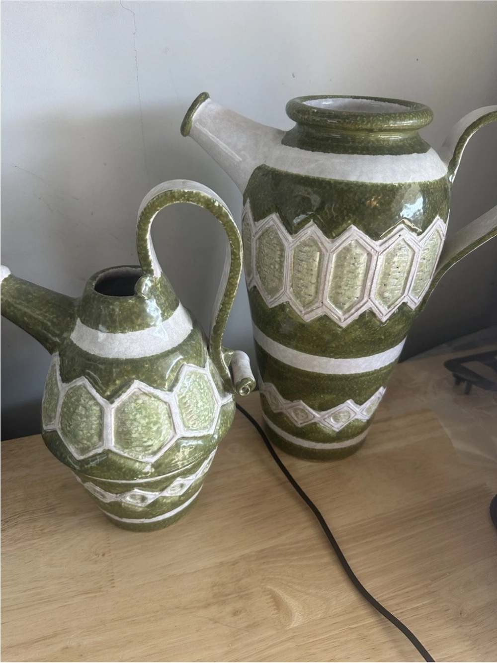 Set Of 2 Vintage Green & White Italian Pottery Free Shipping Lot 2 Great Cond